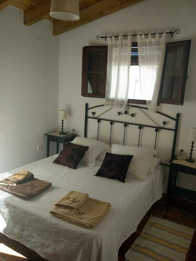 Casa Rural La Torre Almonaster la Real 0*,